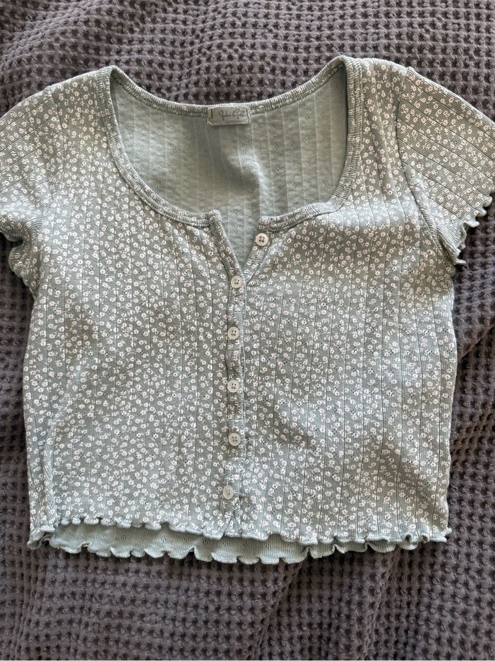 Brandy Melville Sage Green Floral Button-Front Ribbed Crop Top